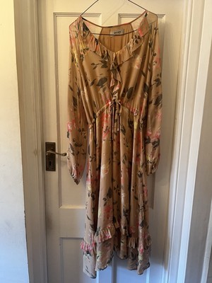 MOS MOSH Peach/Nude Floral Design Silky Ruffle Midi Dress, Med