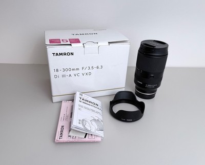 Tamron 18-300mm f/3.5-6.3 Di III A VC VXD für Sony E-Mount