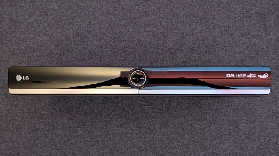 LG Super Multi DVD Recorder + HDD RHT 497 H, getestet, i.O.