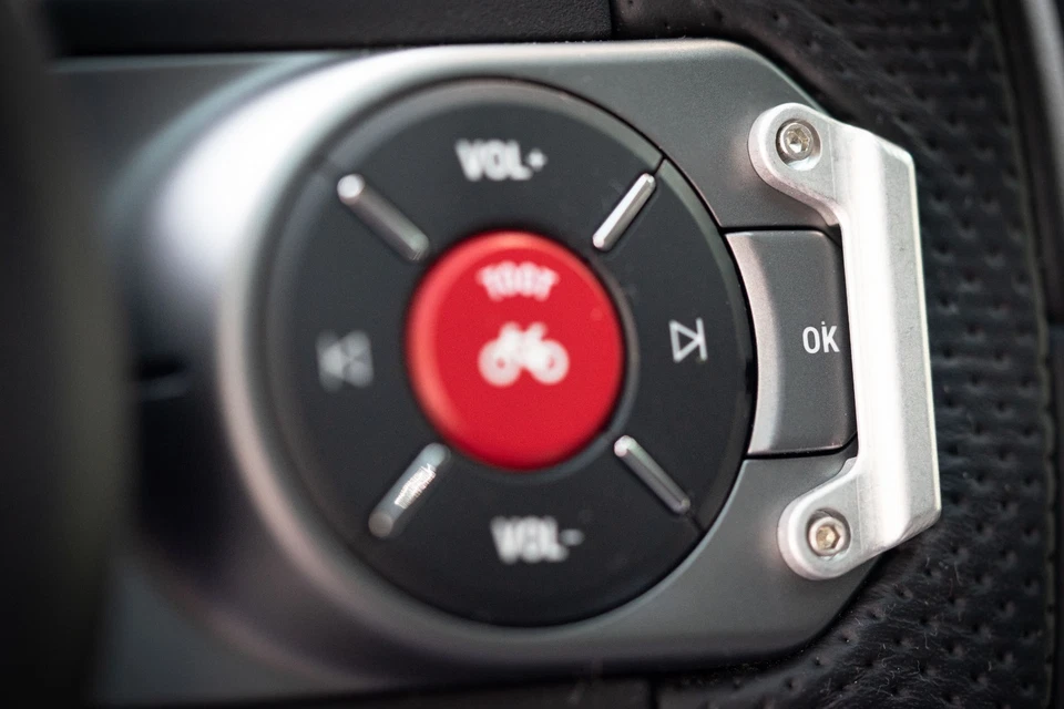 INEOS榴弹兵方向盘按钮护罩:原装!  — 第 4/4 张图片