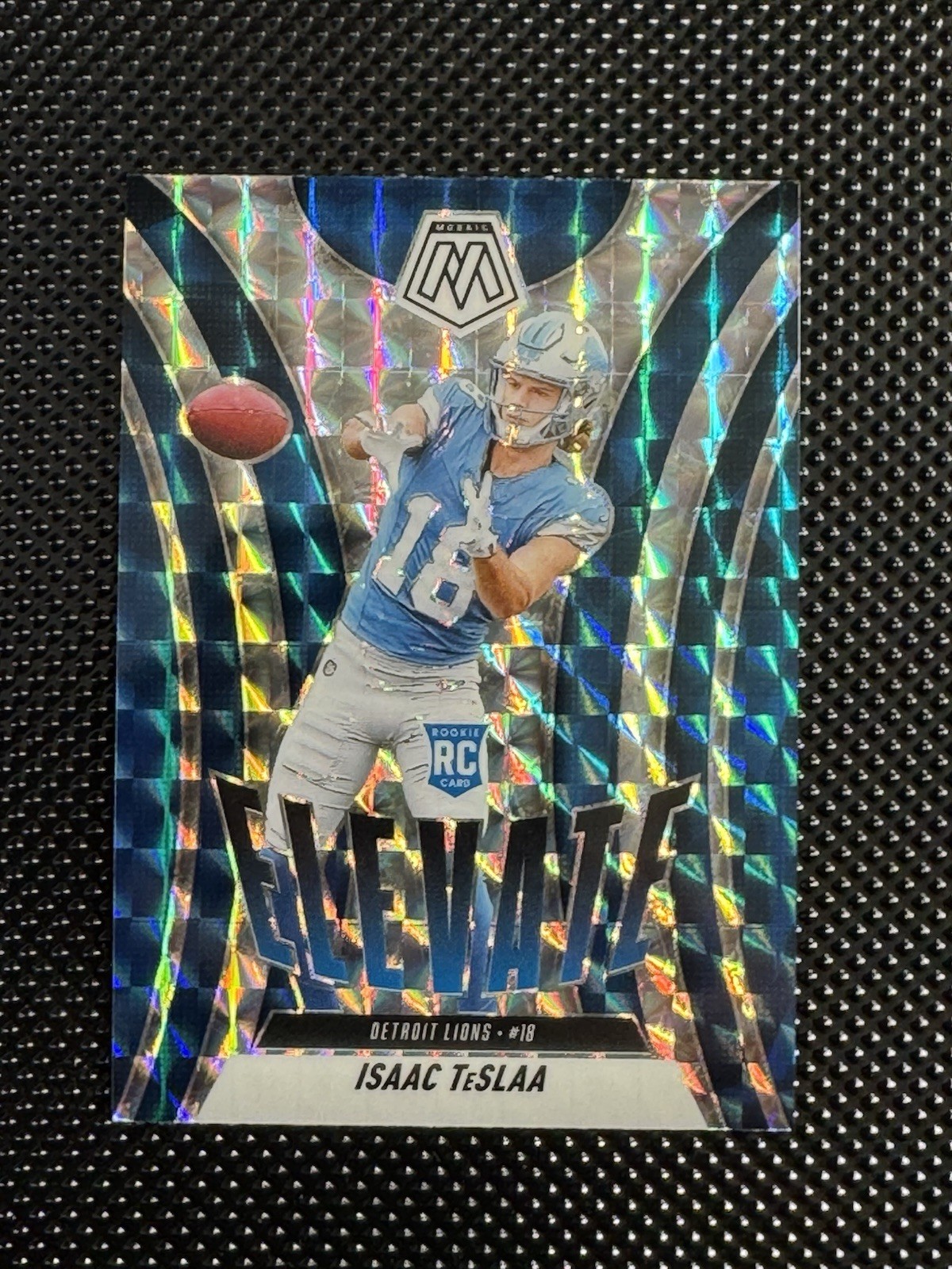 2025 Mosaic Football Elevate #8 Isaac Teslaa RC Silver Mosaic