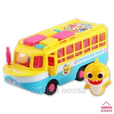 Pinkfong Baby Shark Figure & Amphibious Car Pull Back Vehicle Toy