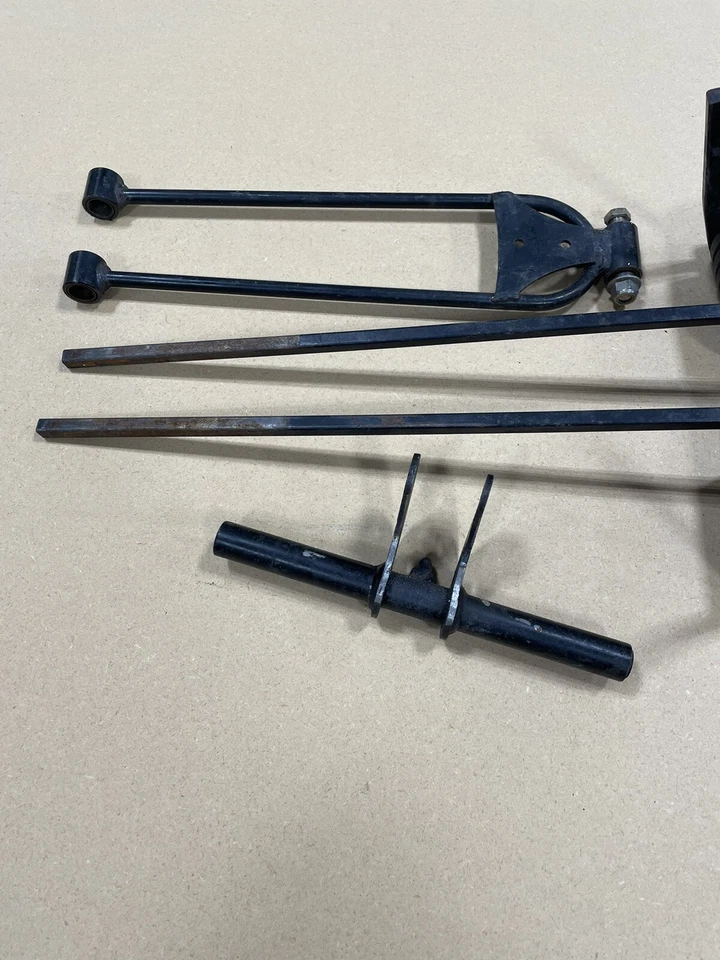 polaris dragon rear springs Bushings And Joiner Arms - Image 3 of 3