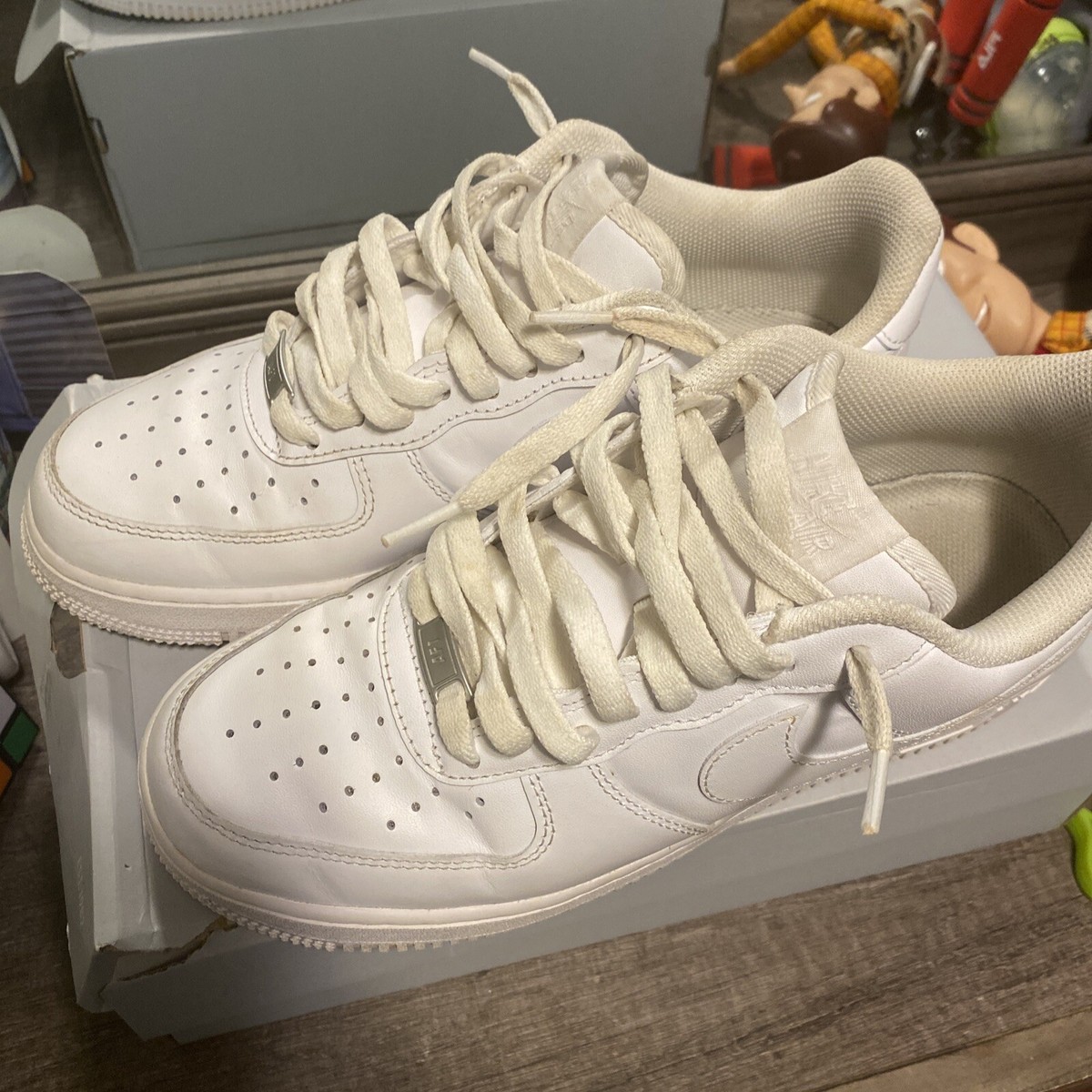 Size 8 - Nike Air Force 1  display picture 1