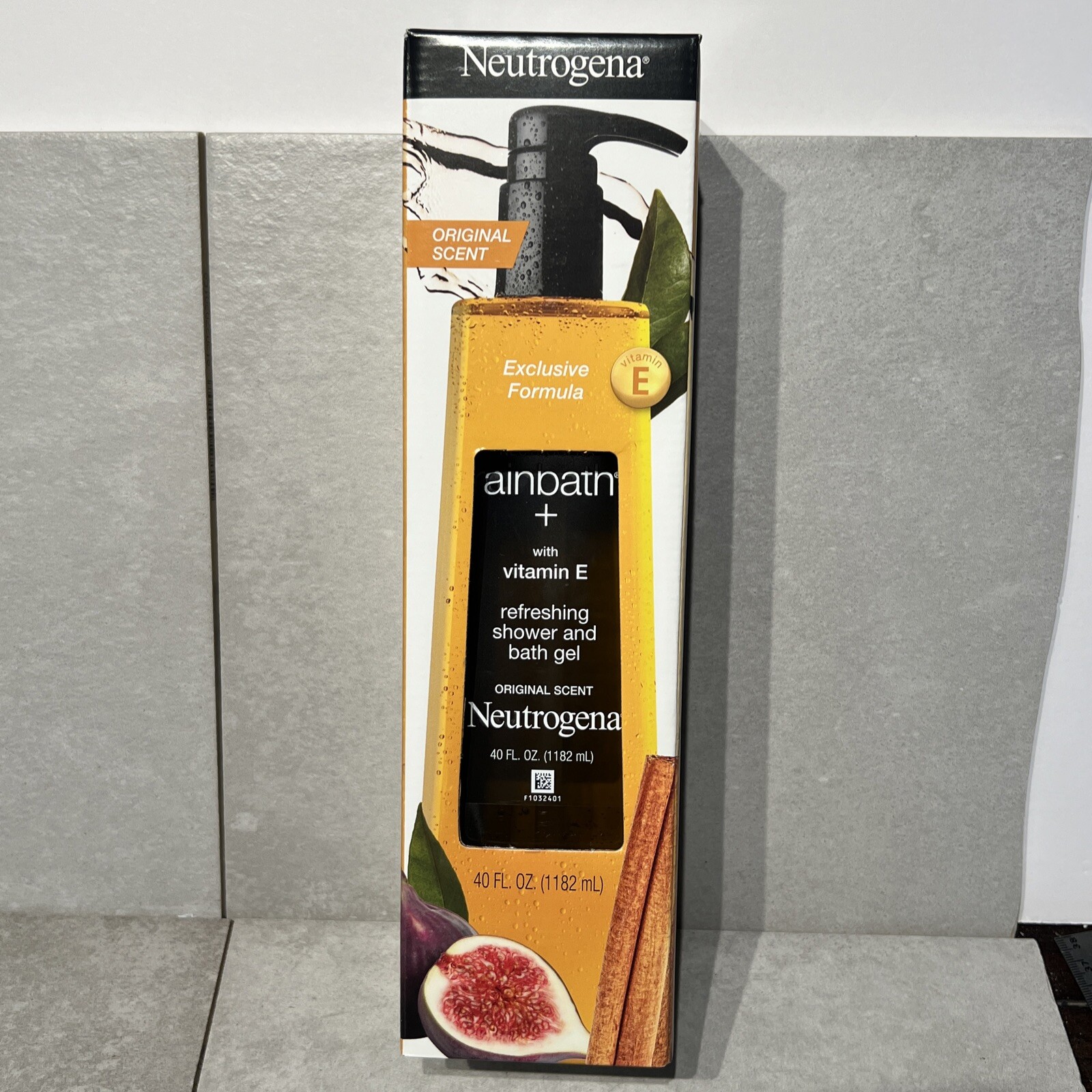 Gel refrescante de ducha y baño Neutrogena Rainbath, original (40 fl. Oz.)