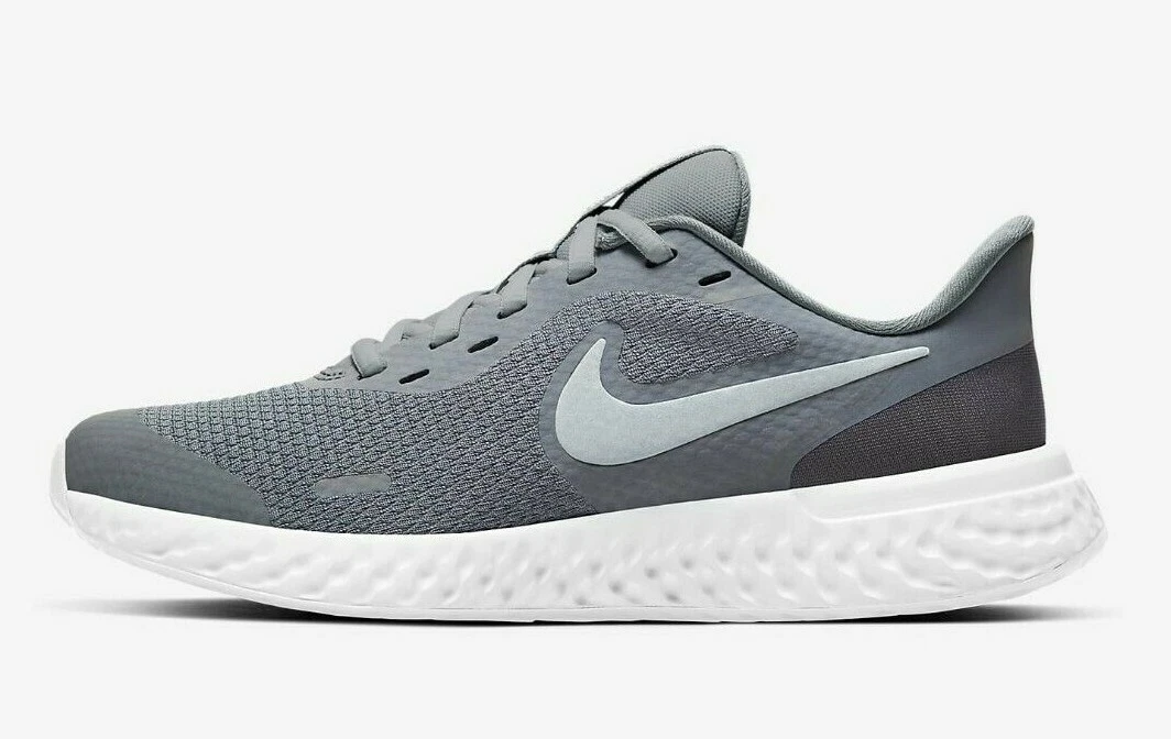 Nike grade shop school running shoes