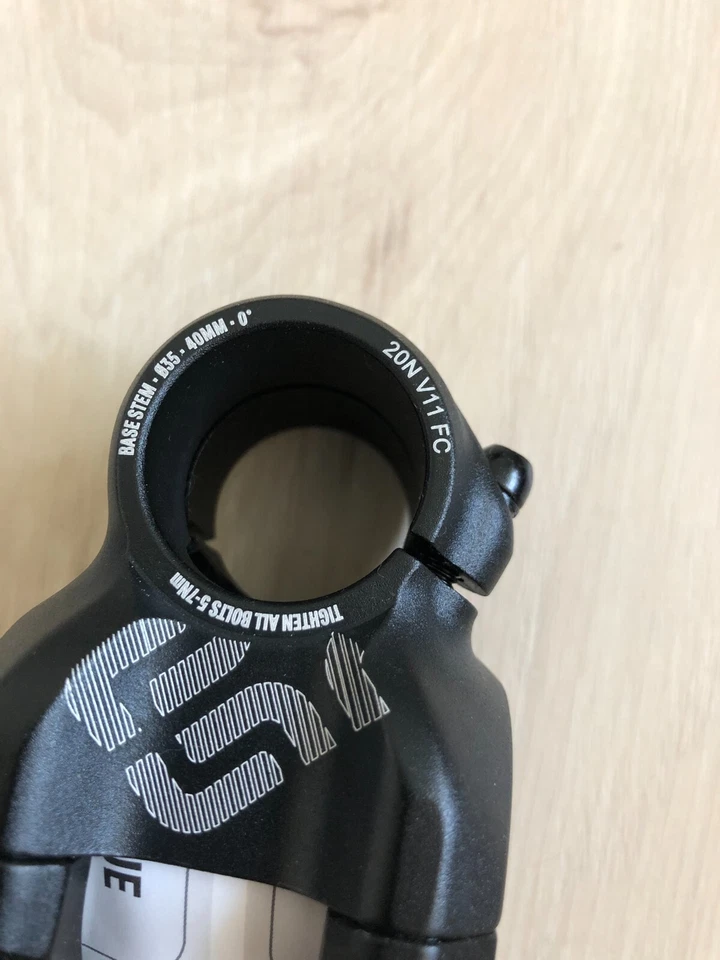 NUEVO VÁSTAGO E*thirteen, abrazadera de 35 mm, dirección de 1 1/8", aluminio 6061 Foto 2 de 3