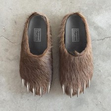 Bravest Studios: Bear Claw Mules Size 11US Brand New
