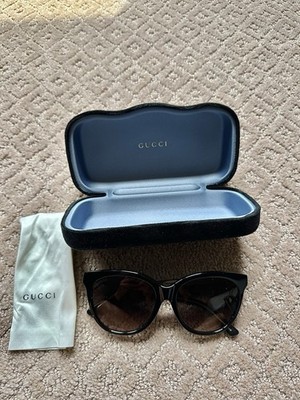 Gucci Cat Eye Sunglasses Black Gradient Plastic Gray Lens 
