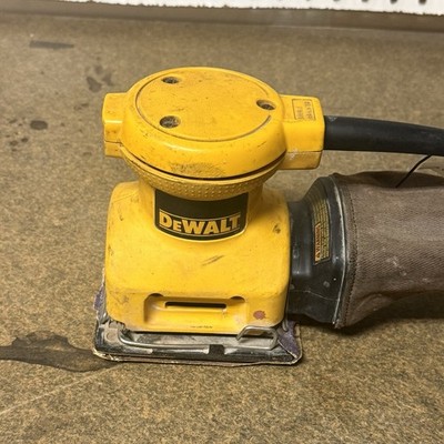 DeWalt 1/4 Sheet Sander Corded Palm Sander With Dust Bag Tested