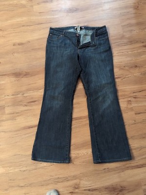 Gap Jeans Women's 14 Blue Regular Medium Wash Curvy Flare Jeans (lot 1)