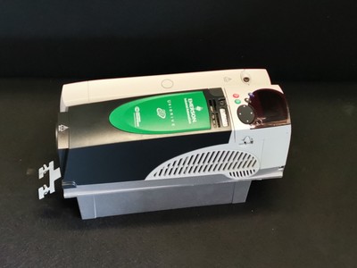 Emerson Unidrive SP2403 480V 26,6A 11kW