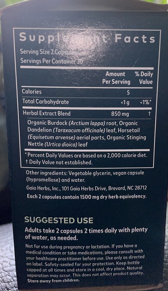 Gaia Herbs Feminino, Suporte para Inchaço, Período, 60 Fito-Caps Líquidos Veganos Não OGM - Imagem 2 de 4