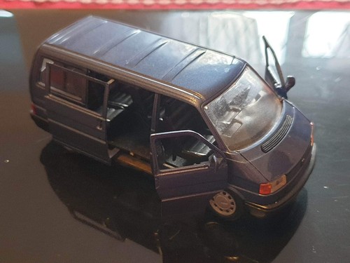 1/43 schabak model Volkswagen caravelle - Picture 1 of 7