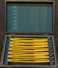 FRAM 7 DAY STRAIGHT RAZOR SET