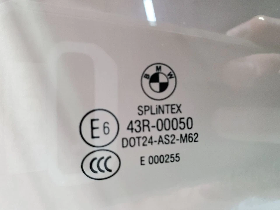 2004 2005 2006 2007 BMW 525I OEM Front Right Door Glass - Image 4 of 4