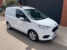 Ford Transit Courier Van2023 limited