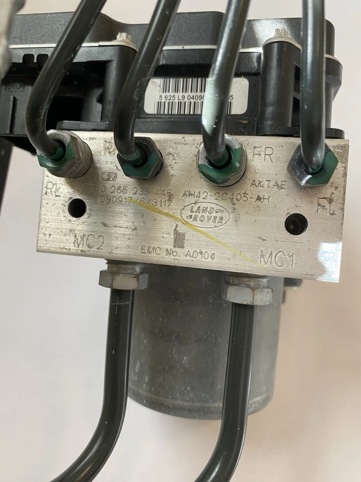 2010 - 2013 Land Rover LR4 Range Rover Sport ABS pump module 0 265 950 780 - Image 4 of 4