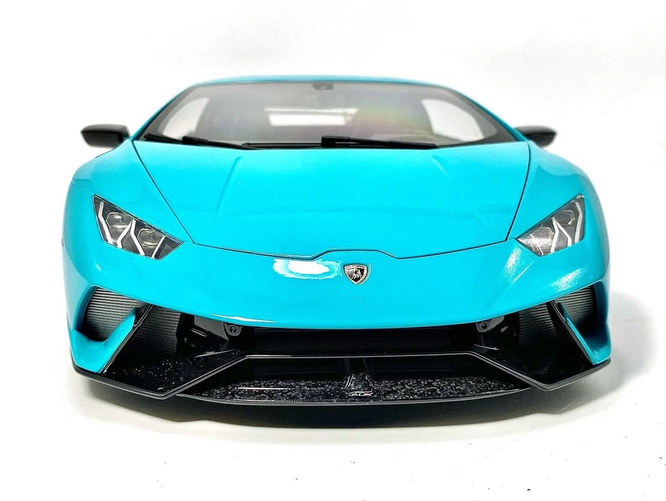 COCHE MODELO LAMBORGHINI HURACAN PERFORMANTE AZUL SÓLIDO 1/12 DE AUTOART 12077 Foto 2 de 4