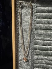 Gold Tone Rose Pendant Necklace Metal Chain Flower Theme