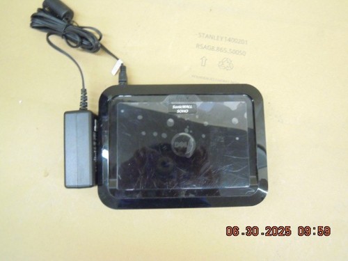 Firewall de red Dell SonicWall SOHO con adaptador de CA | Modelo APL31-0B9 *Completo - Imagen 2 de 7
