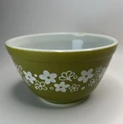 Vintage Pyrex #401 Mixing Nesting Bowl 1 1/2 Pt. Crazy Daisy Green Blossom