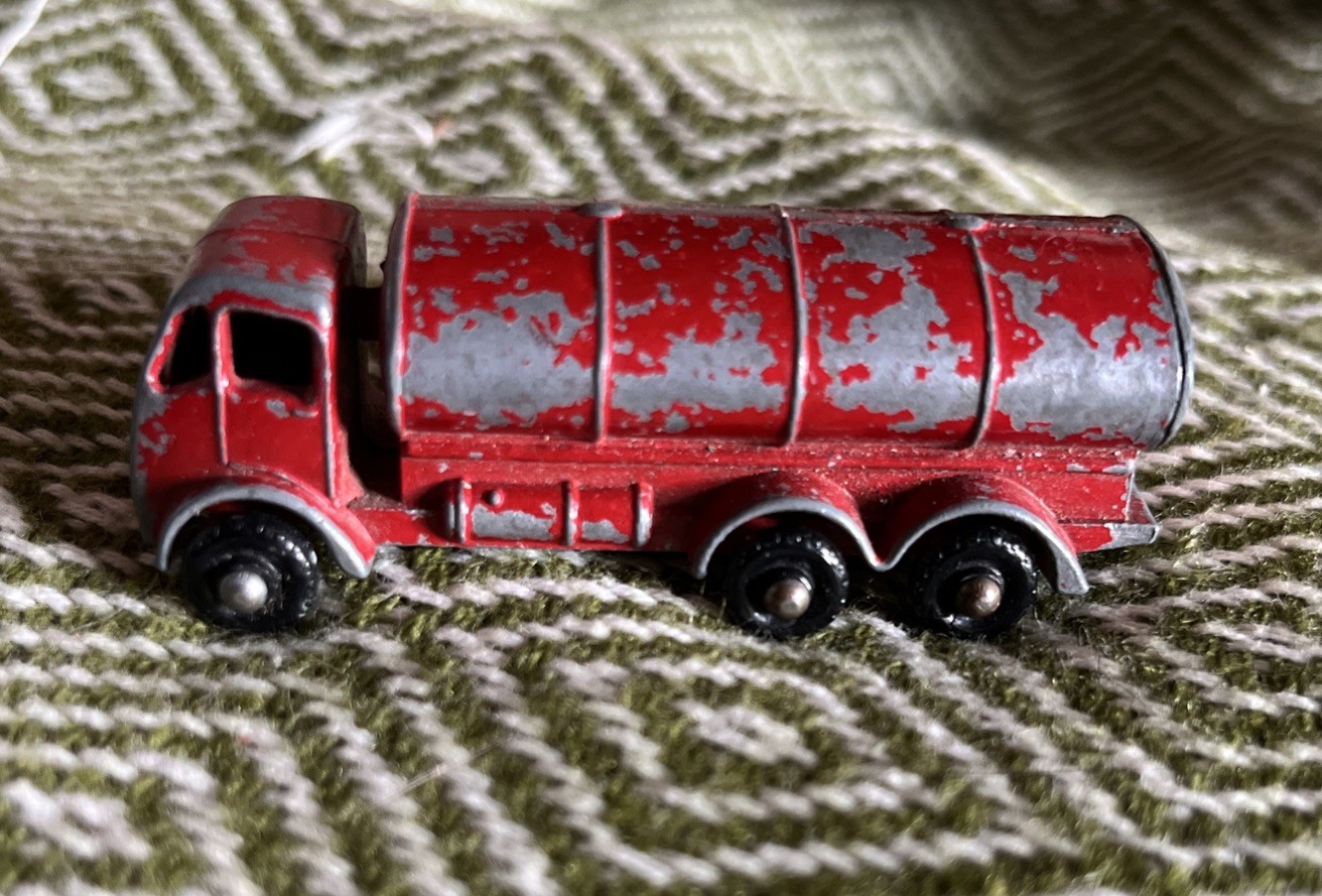 Matchbox 11b, ERF Petrol Tanker 'Esso' - Free Price Guide