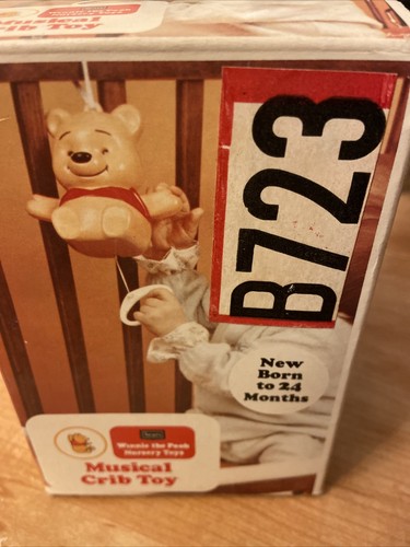 Vintage Winnie The Pooh Musical Lullaby Baby Crib Musical Crib Toy Original Box - Picture 2 of 10