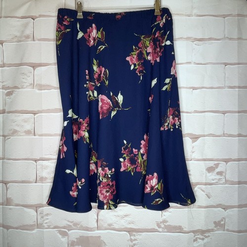 Gonna midi floreale blu navy Appleseed's taglia PL - Foto 4 di 6