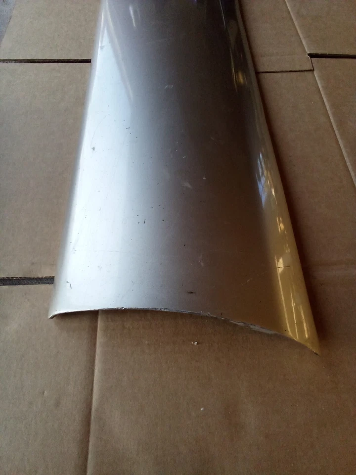 Toyota 4 Runner 2003-2004 moldura de puerta del lado del pasajero delantero derecho OEM Foto 3 de 4