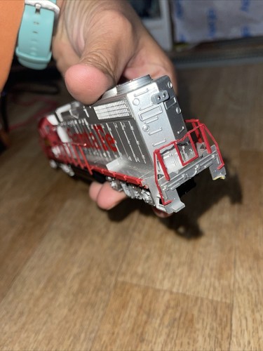 Life Like HO Diesel Locomotive Santa Fe 3500 Works - Picture 7 of 8
