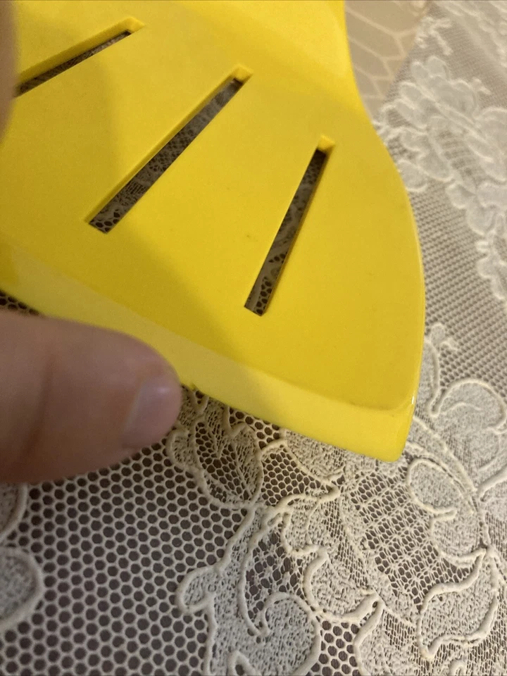 Vintage Foley Nylon Spatula NEW Old Stock Yellow Wide Blade 3 Slot - Image 3 of 4