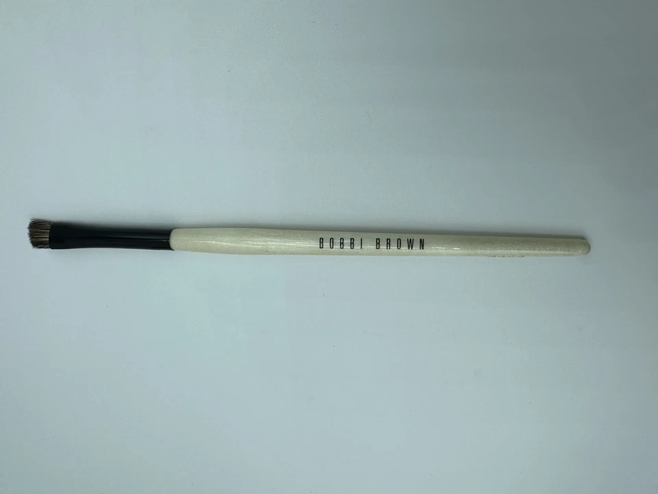 Cepillo definidor de ojos BOBBI BROWN cepillo para cejas tamaño completo 100 % auténtico precio de venta sugerido por el fabricante 36 USD Foto 2 de 4