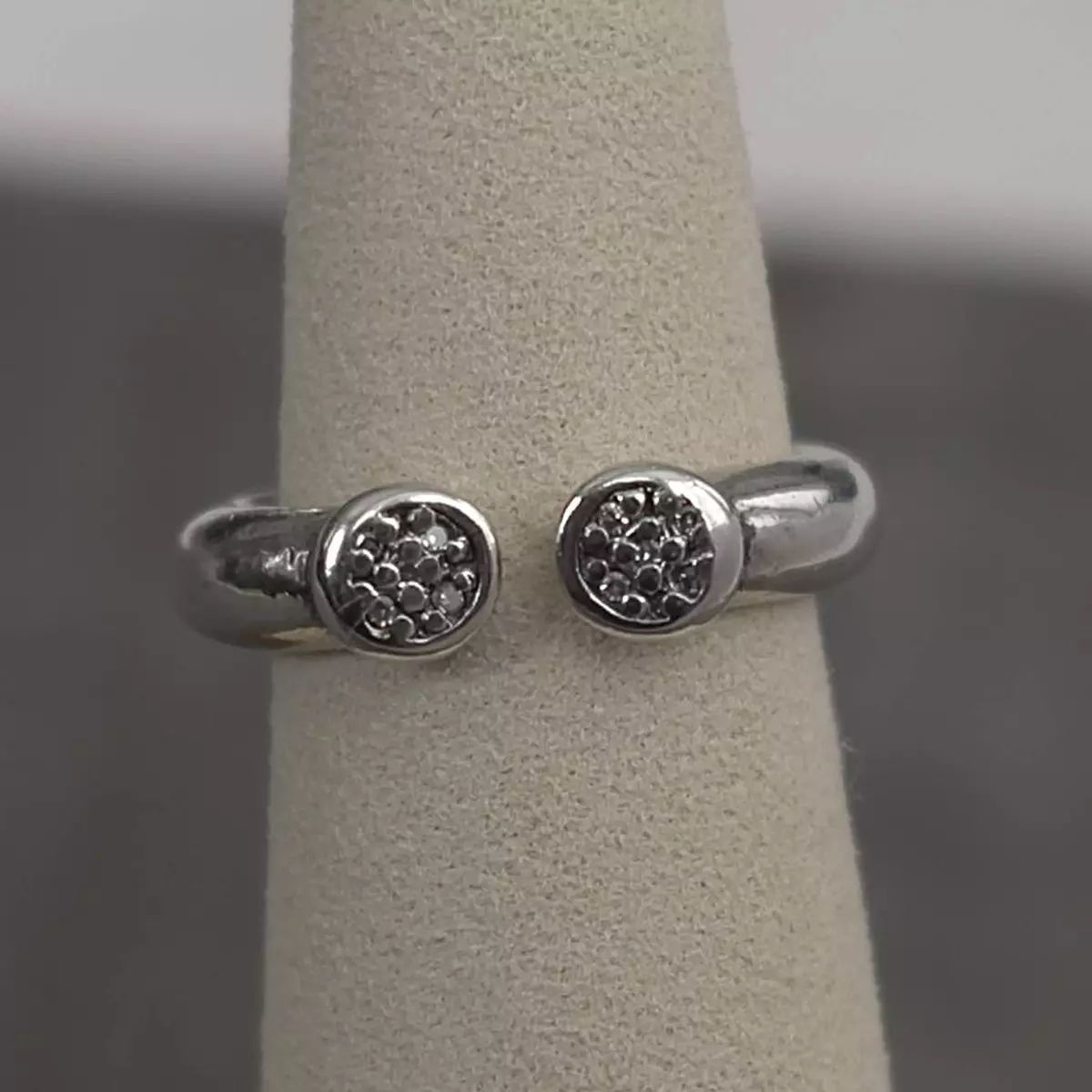 Links of london silver best sale rings