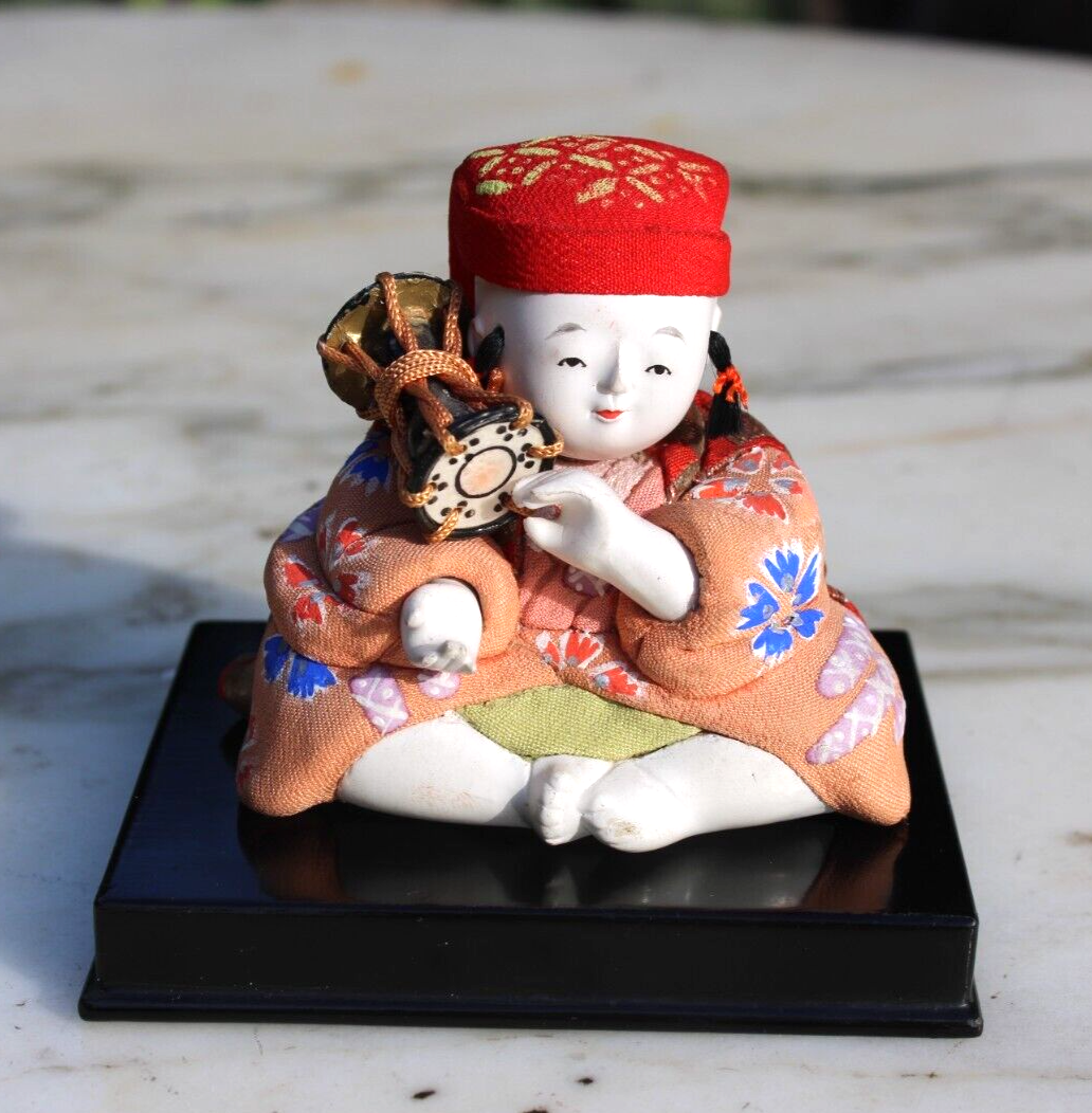 Kimekomi Porcelain Doll Japanese Drummer Kimono Black Lacquer