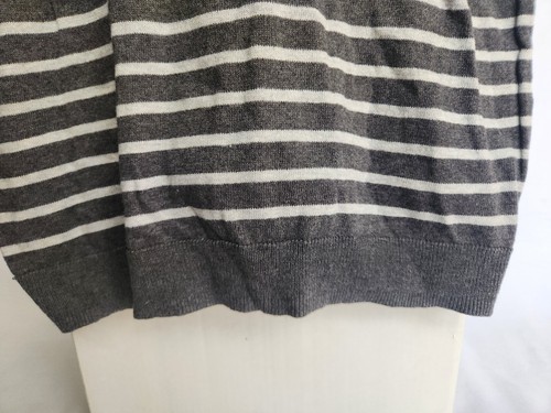 *New* Old Navy Striped Long Sleeve Sweater Dress Vneck Size Large Grey and White - Picture 11 of 14
