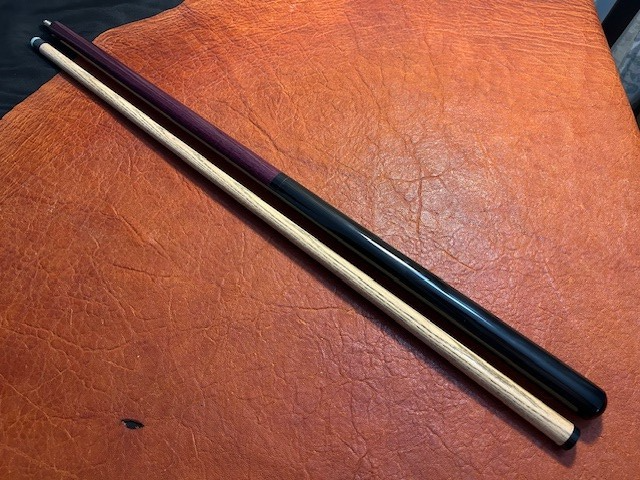 ギルバート　ジャンプ/ブレイク2000年　Gilbert Jump&Break G-Force Power Break Jump Pool Cue with Ash Break Shaft. 56 Inch
