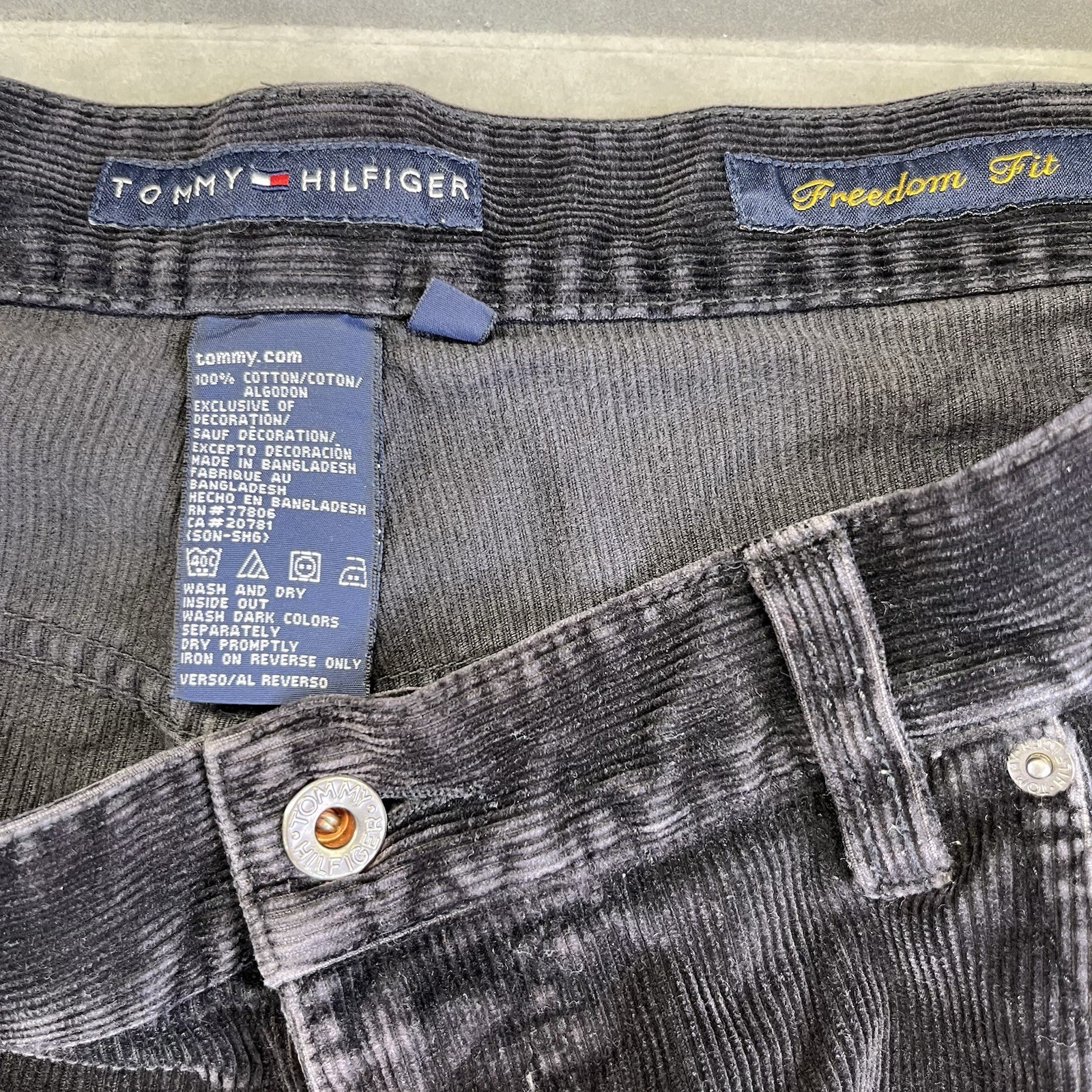 Tommy Hilfiger Pants VTG. Dark Brown Corduroy Men 38x32 thumbnail 5