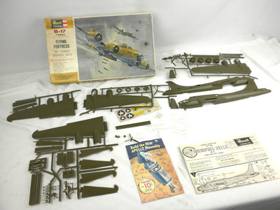 Vintage 1962 Revell B-17 Flying Fortress Memphic Belle 1/72 Model Kit  H-201-200