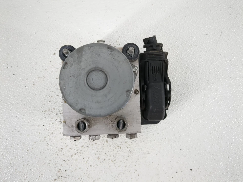 Chevrolet Malibu 2017-2017 módulo de control de bomba abs K0CPO Foto 3 de 4