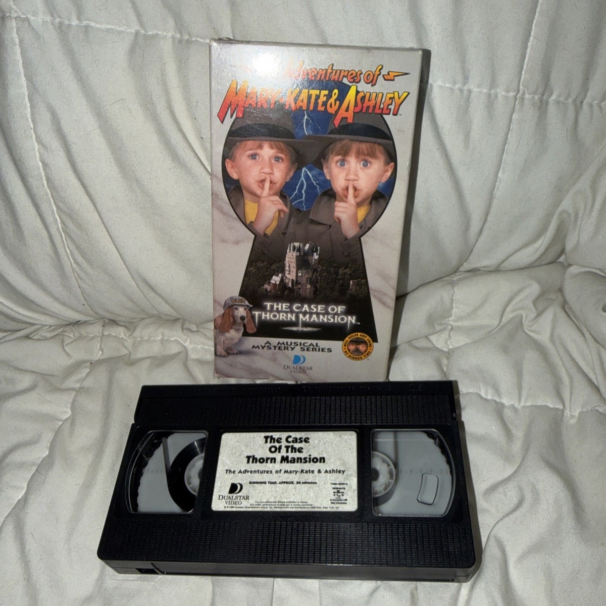 トウカイテイオー・ノースフライトVHS The Giant of Thunder Mountain VHS Tape
