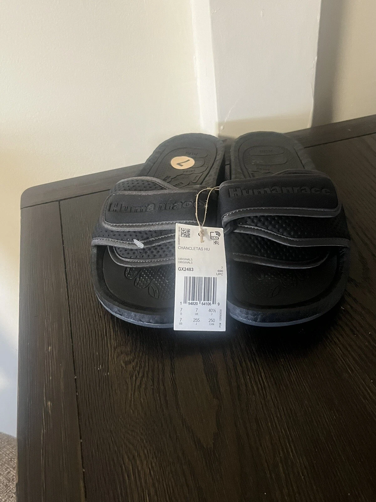 Adidas Originals Pharrell Williams GX2483 Chancletas HU Slide nere da uomo taglia 7