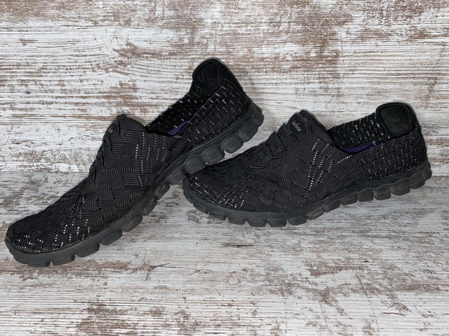 skechers bungee slip ons