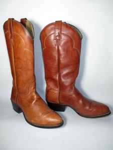 j chisholm women's handcrafted boots