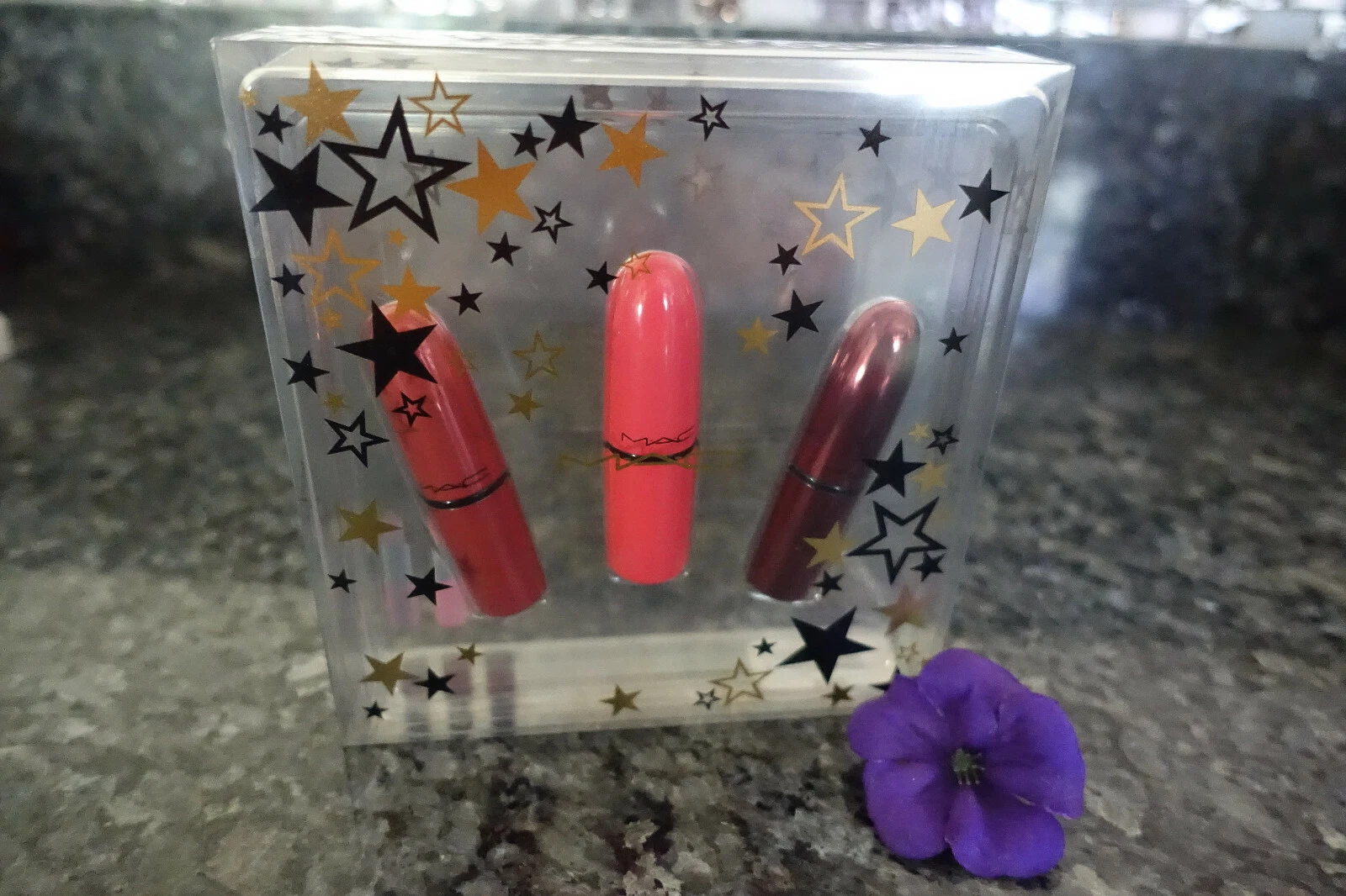 MAC signature stars lipstick kit new in box 3 full size lipsticks