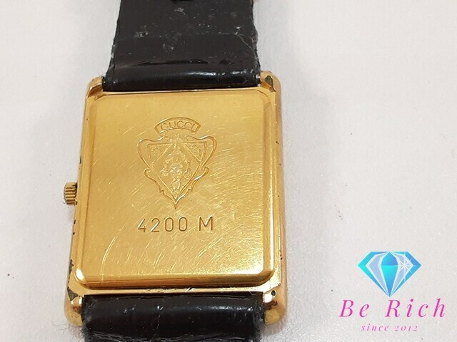 Gucci 4200M Watch Quartz 24mm Men's Black Dial Swiss Made Gucci 4200M Watch Quartz 24mm Men's Black Dial Swiss Made