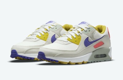 air max 90 summit white light bone