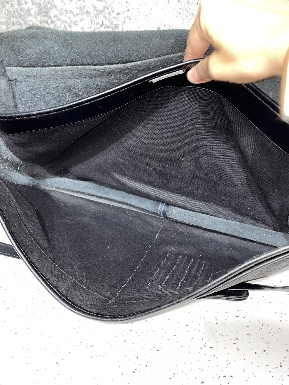 ROOTS CANADA BRIEFCASE LAPTOP BAG BLACK PEBBLED MESSENGER eBay