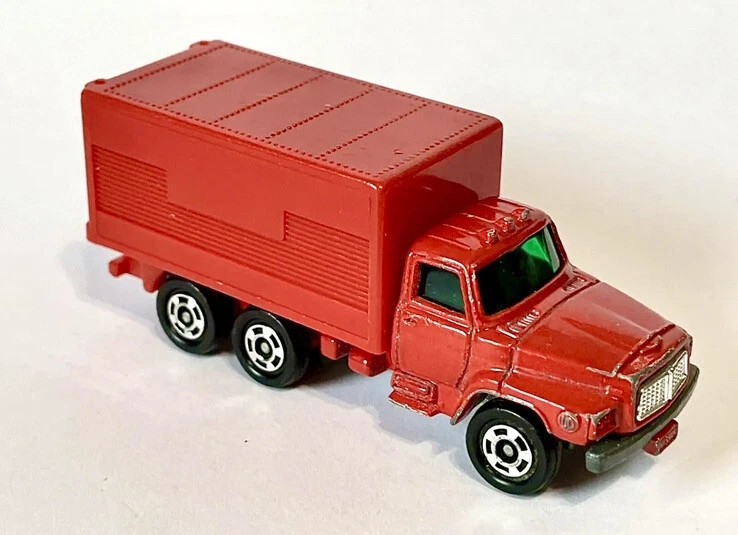 Vintage Tomica Nissan Diesel "Van & Storage" Box Truck (1980s Tomy Pocket Cars) - Image 2 of 4
