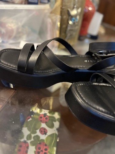 Torrid Platform Sandals Women's 10.5WW Black Strappy Wedge Buckle Chunky Summer - Picture 6 of 9